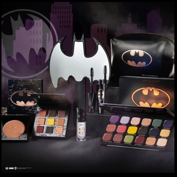 DC™ X Revolution Entire Batman, Catwoman, Joker, Harley Quinn Collection - Picture 2 of 10
